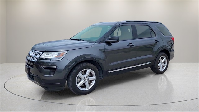 Vehicle image 1 of 32