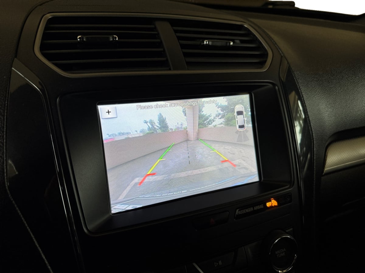 2019 Ford Explorer XLT Image 18 of 20