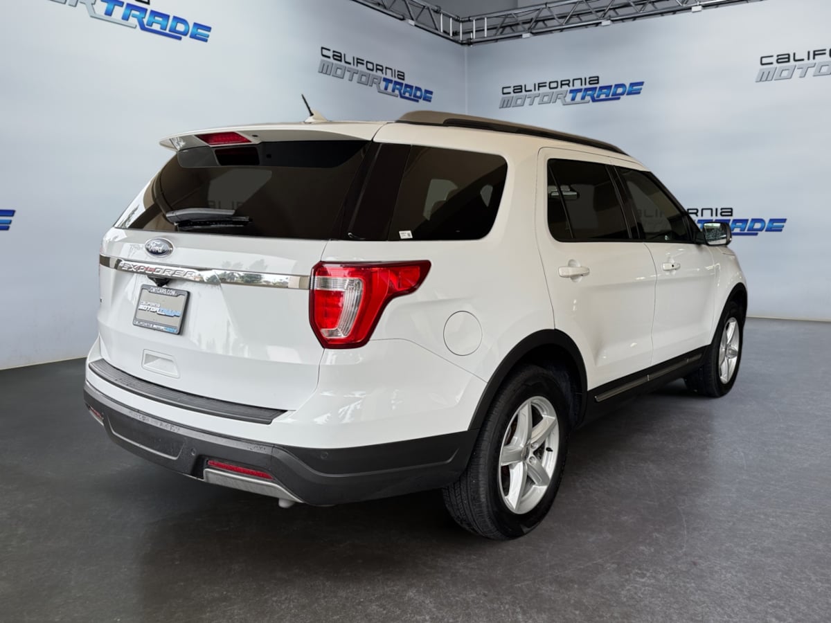 2019 Ford Explorer XLT Image 16 of 20