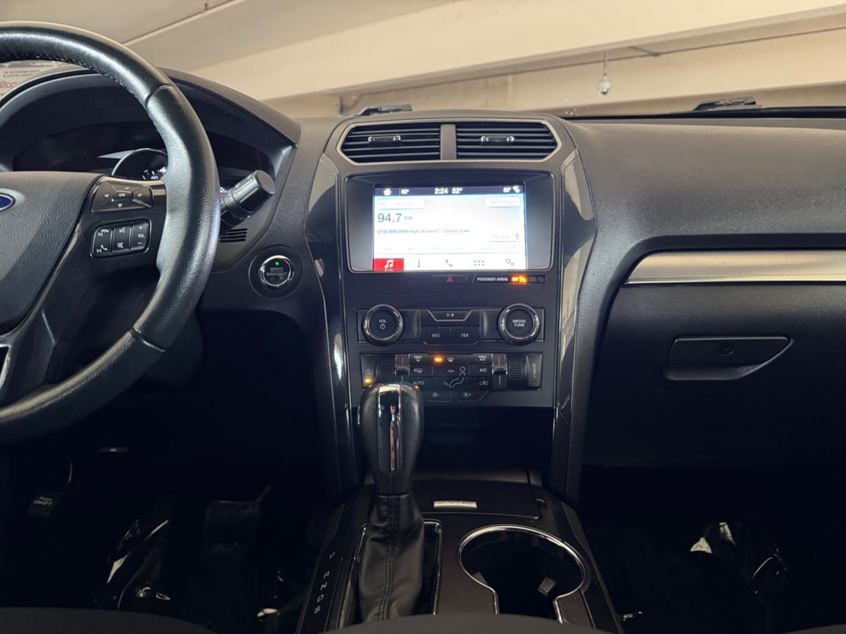 2019 Ford Explorer XLT Image 11 of 20