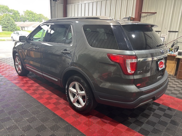 Vehicle image 6 of 39
