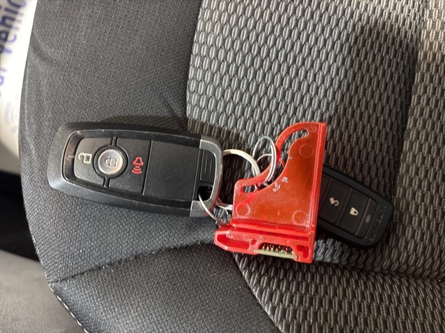 Vehicle image 18 of 39