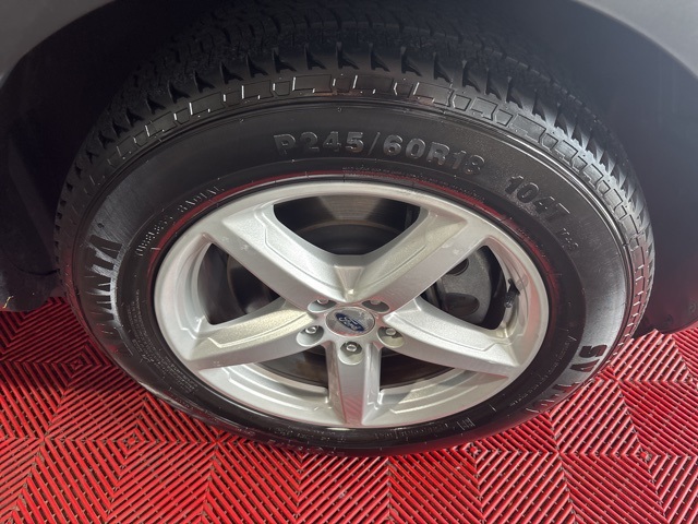 Vehicle image 23 of 39
