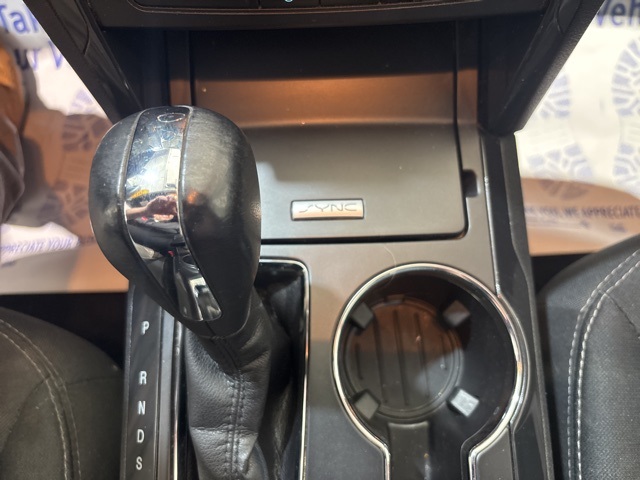 Vehicle image 17 of 39