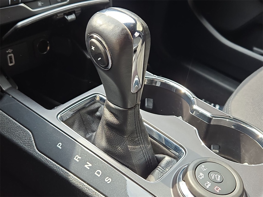 Vehicle image 29 of 40