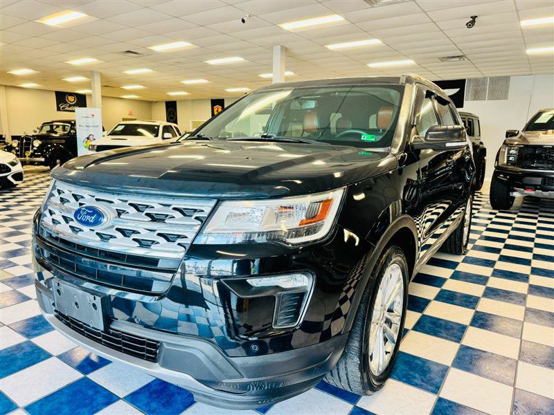 2019 Ford Explorer XLT Image 1 of 37