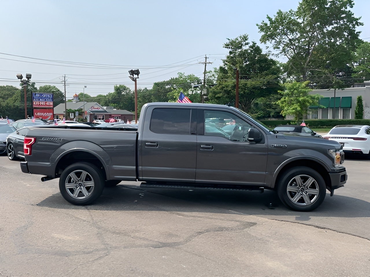 Vehicle image 46 of 50