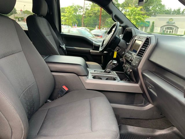 Vehicle image 19 of 50