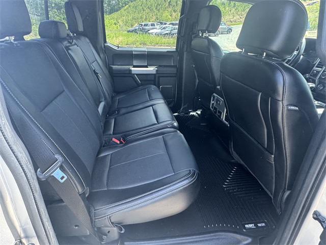 Vehicle image 15 of 31
