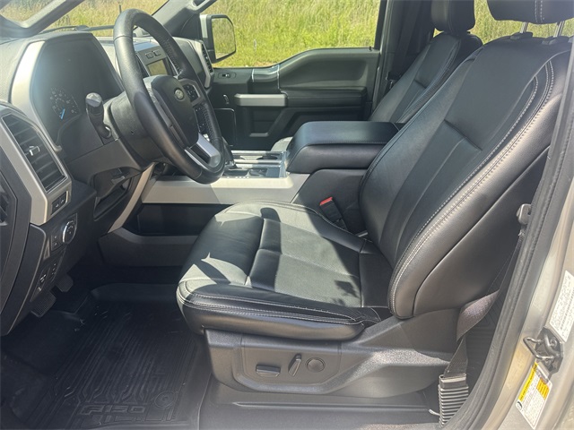 Vehicle image 9 of 31