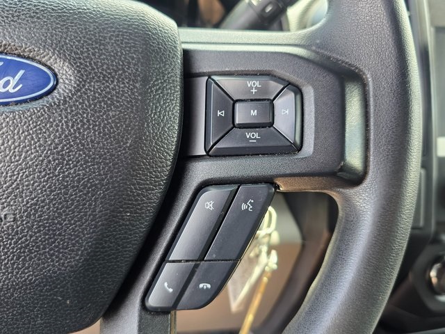 Vehicle image 42 of 44