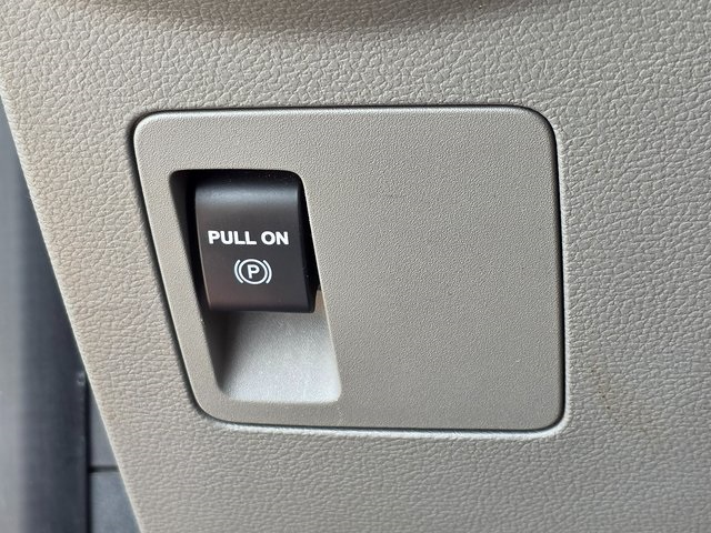 Vehicle image 30 of 44