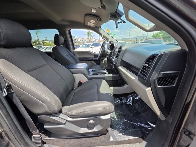 Vehicle image 15 of 44
