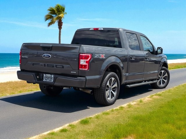 Vehicle image 5 of 44