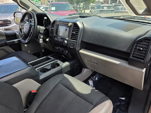Vehicle image 20 of 44