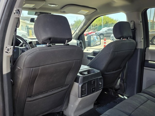 Vehicle image 16 of 44