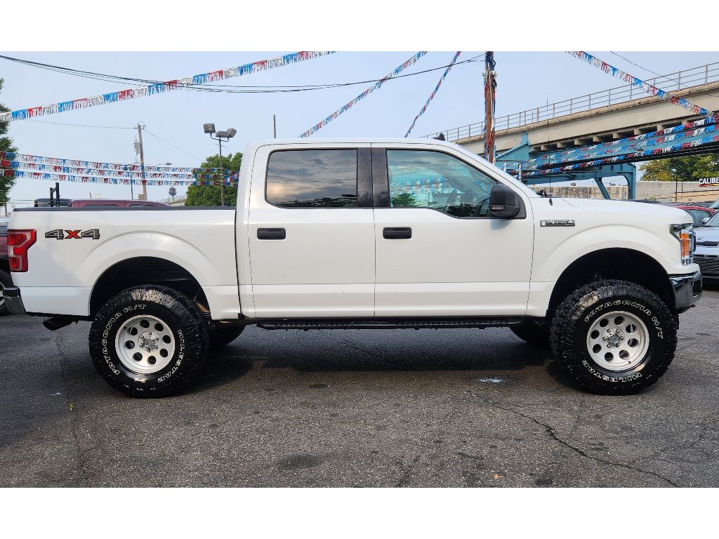 2019 Ford F-150 XLT Image 3 of 16