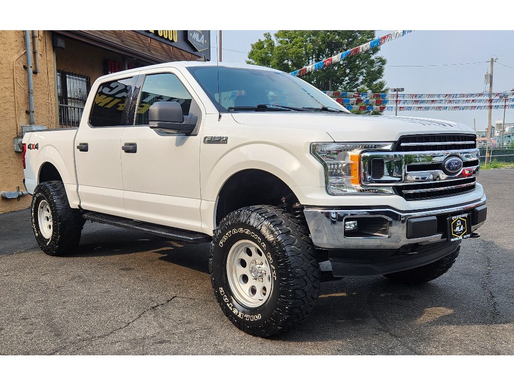 2019 Ford F-150 XLT Image 2 of 16