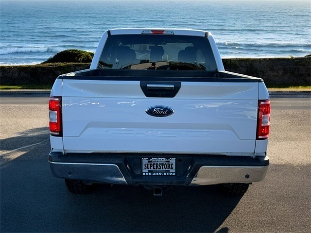 Vehicle image 6 of 33
