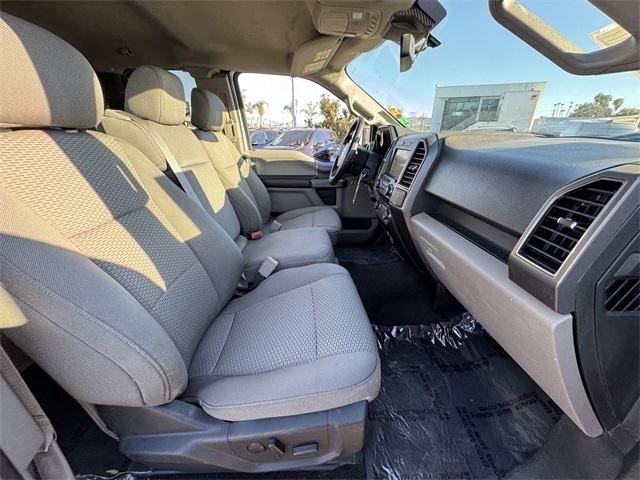 Vehicle image 13 of 33