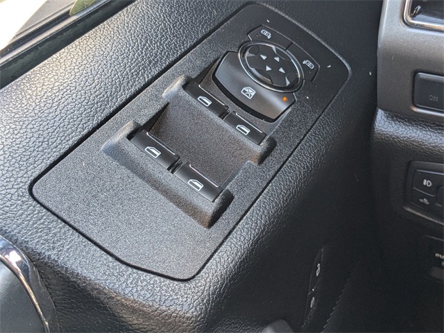 2019 Ford F-150 XLT Image 32 of 34