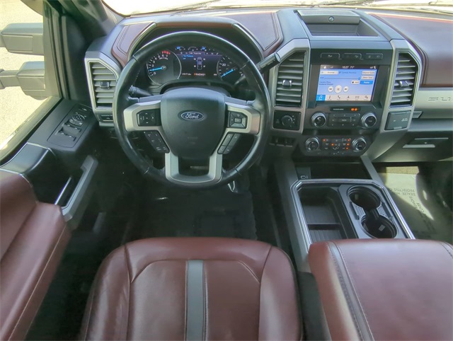 Vehicle image 14 of 27