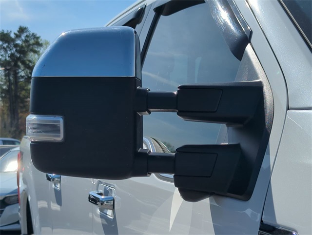 Vehicle image 11 of 27