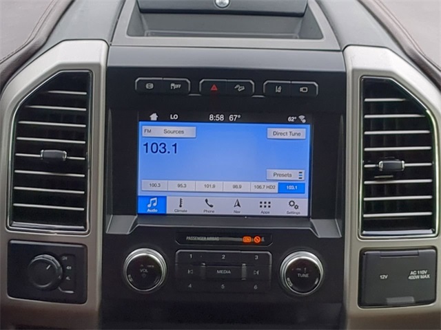 Vehicle image 17 of 32