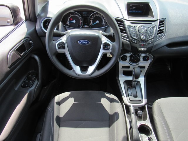 Vehicle image 17 of 35