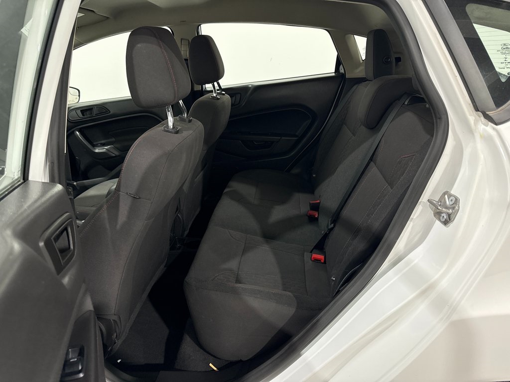 Vehicle image 12 of 40