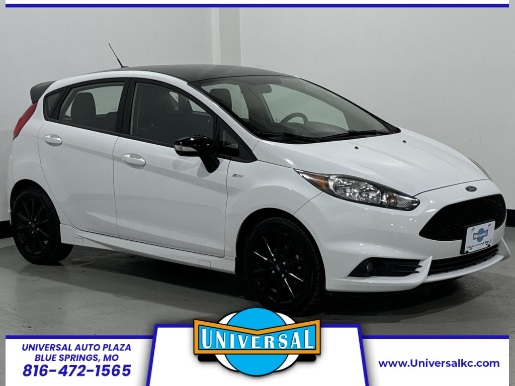 Vehicle image 2 of 40