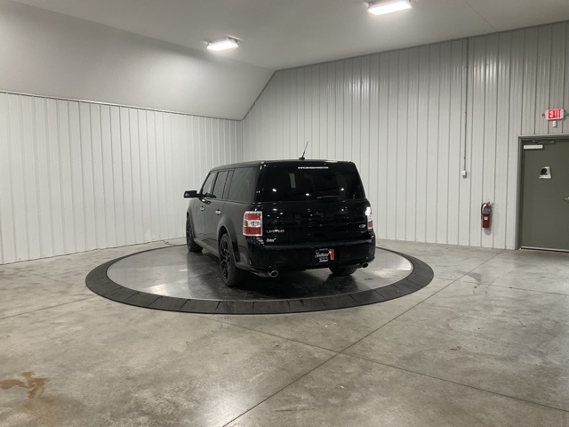 Vehicle image 7 of 37