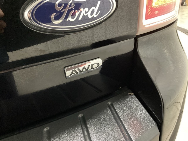 Vehicle image 10 of 37