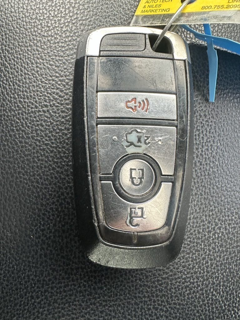 2019 Ford Fusion SE Image 27 of 32