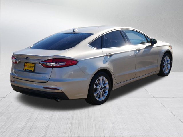 2019 Ford Fusion SE Image 5 of 36