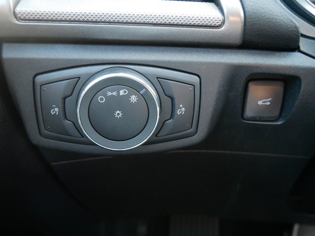 2019 Ford Fusion SE Image 21 of 36