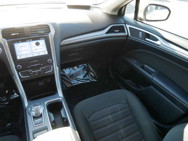 2019 Ford Fusion SE Image 30 of 36