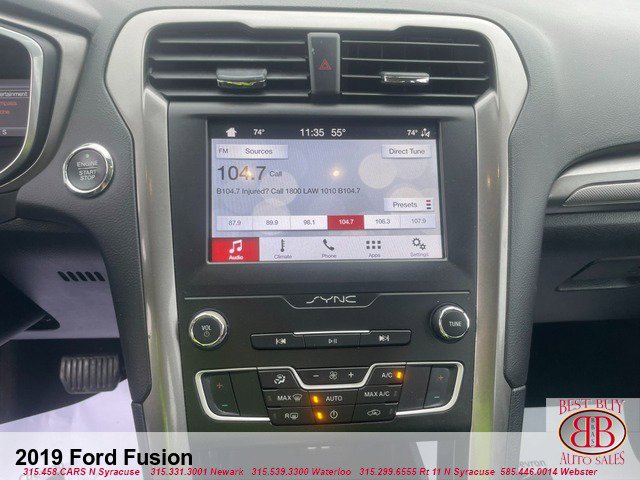 2019 Ford Fusion SE Image 12 of 15