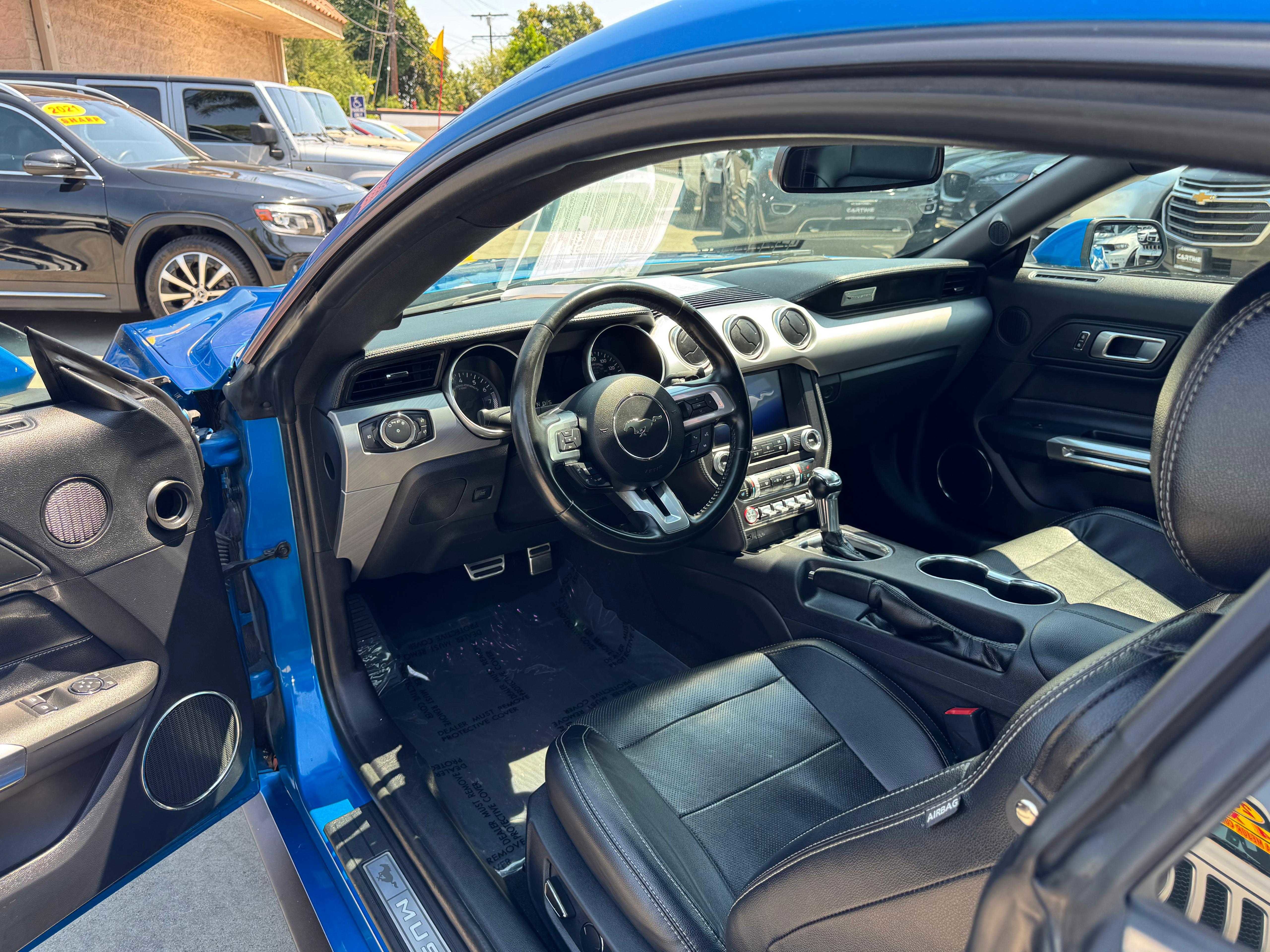 2019 Ford Mustang EcoBoost Premium Image 25 of 49