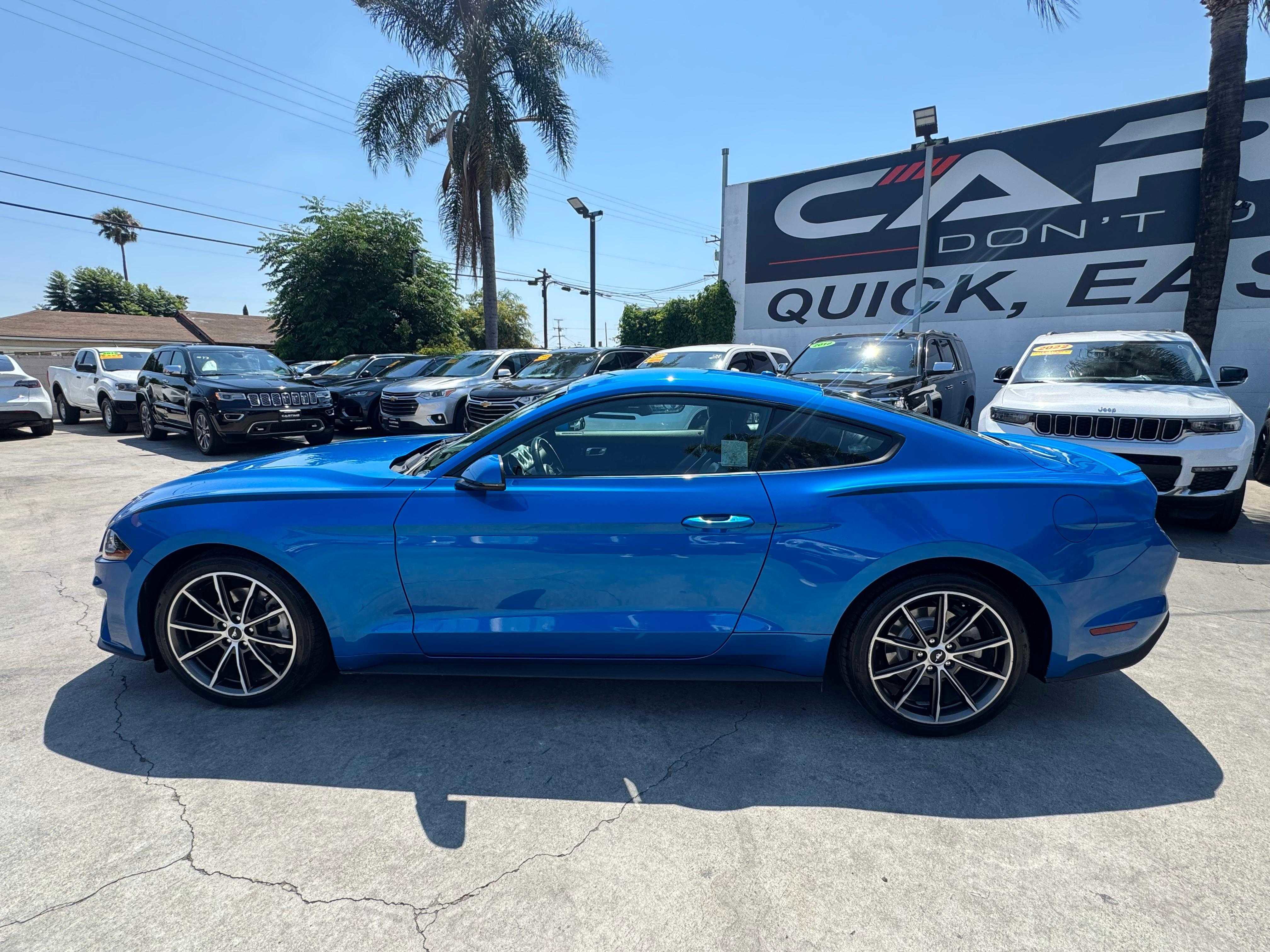 2019 Ford Mustang EcoBoost Premium Image 16 of 49