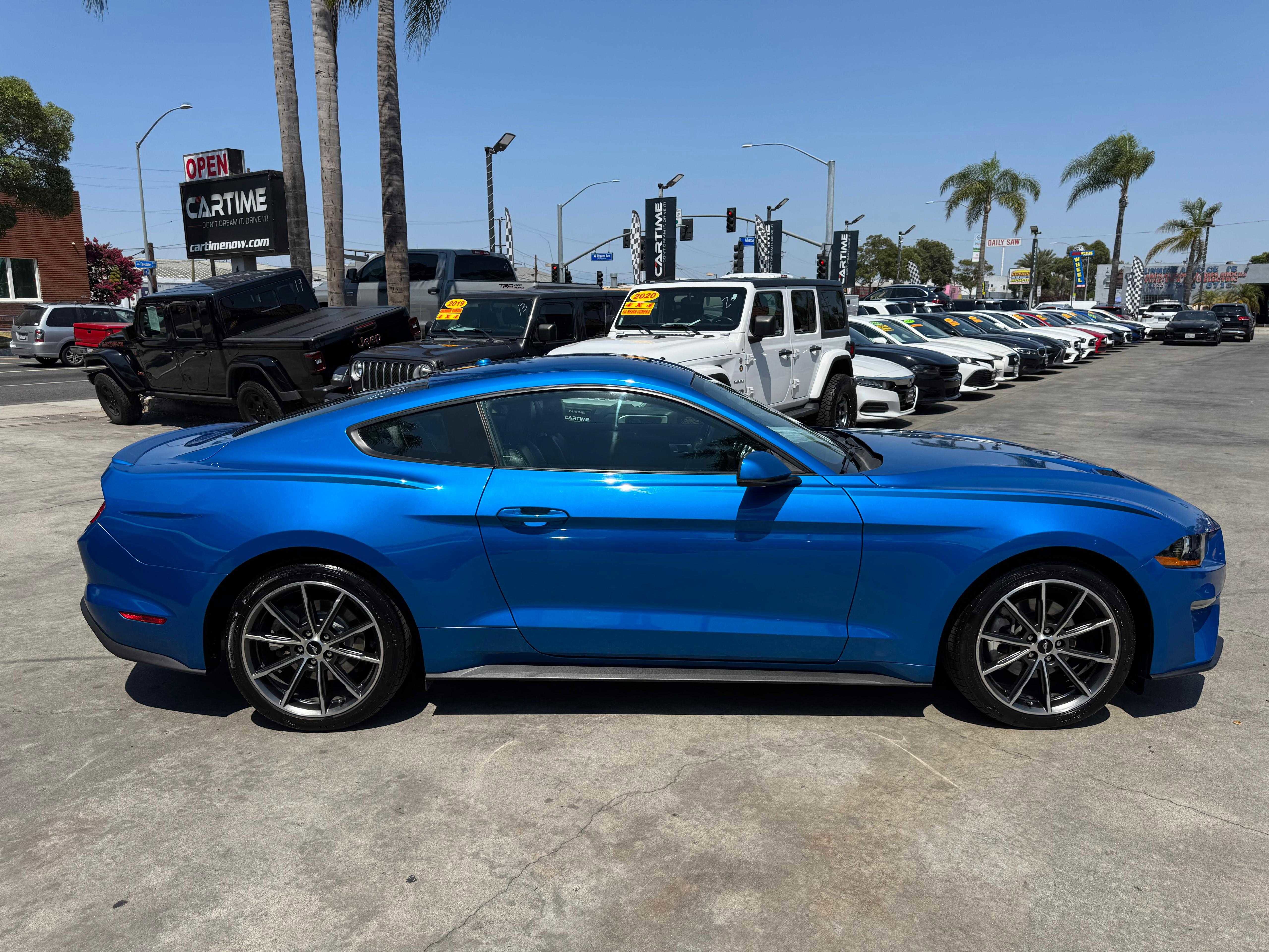 2019 Ford Mustang EcoBoost Premium Image 9 of 49