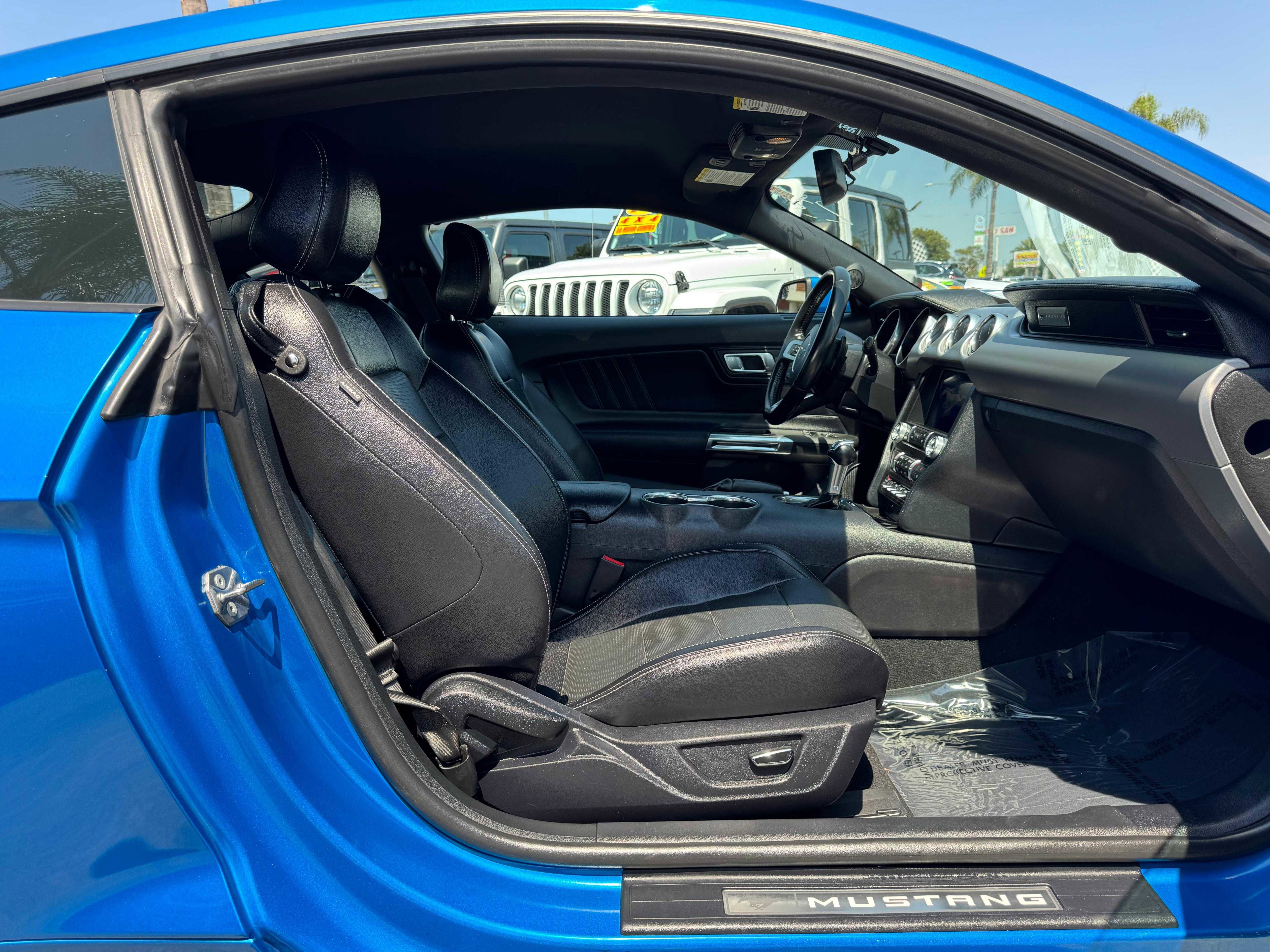 2019 Ford Mustang EcoBoost Premium Image 24 of 49