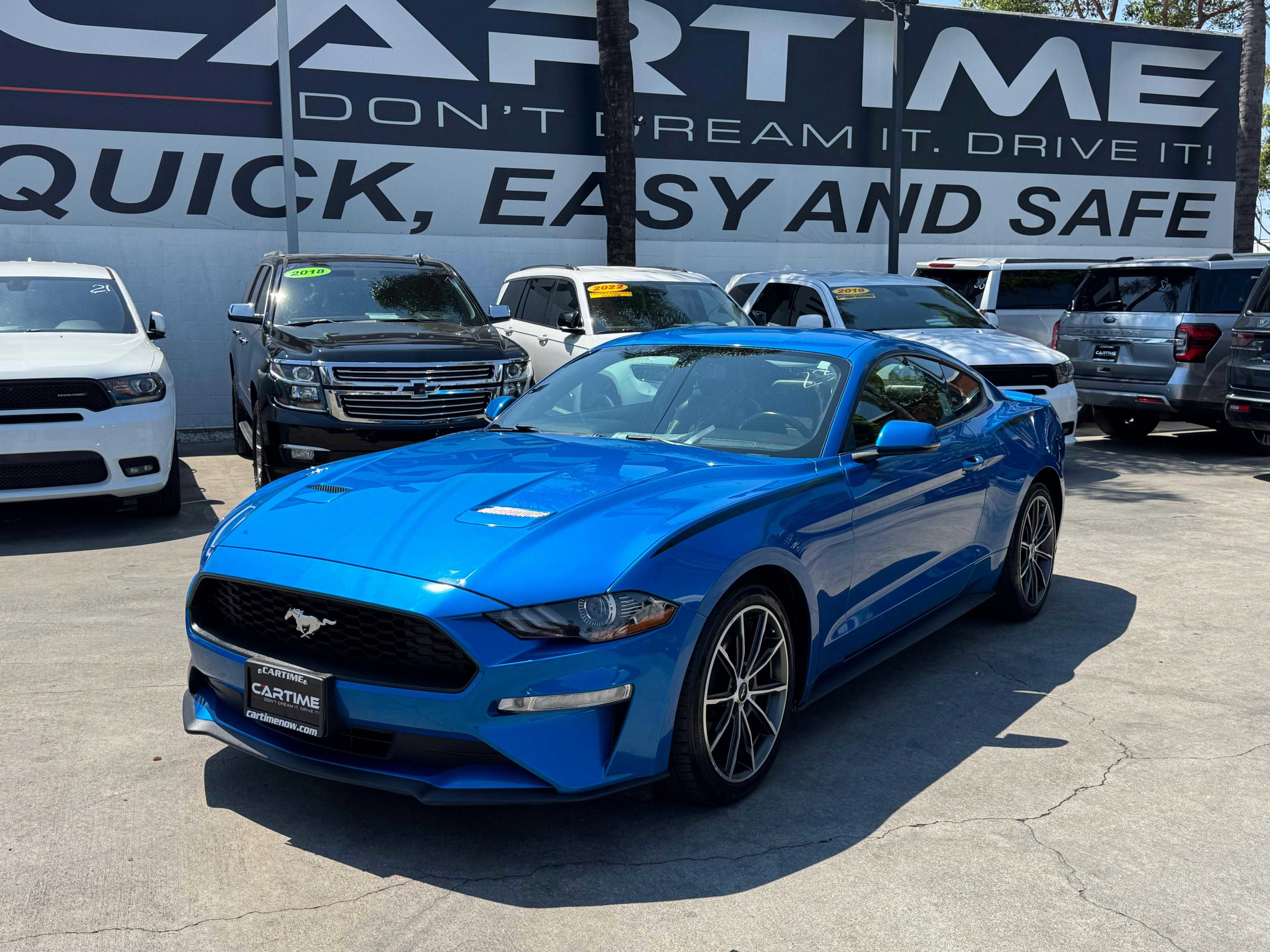2019 Ford Mustang EcoBoost Premium Image 2 of 49