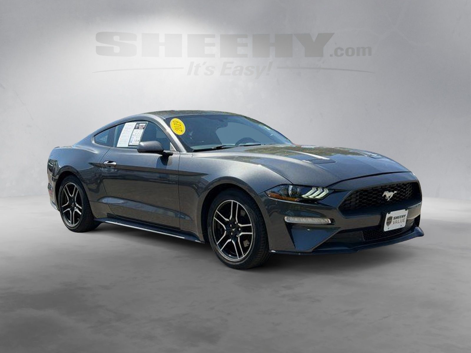 2019 Ford Mustang EcoBoost Image 2 of 37