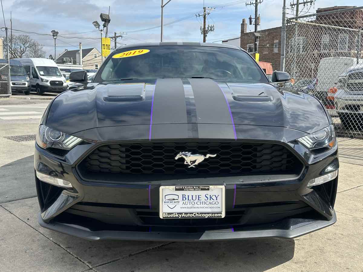 2019 Ford Mustang EcoBoost Premium Image 2 of 34