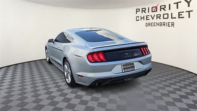 Vehicle image 7 of 38