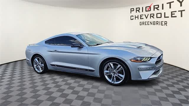 Vehicle image 4 of 38