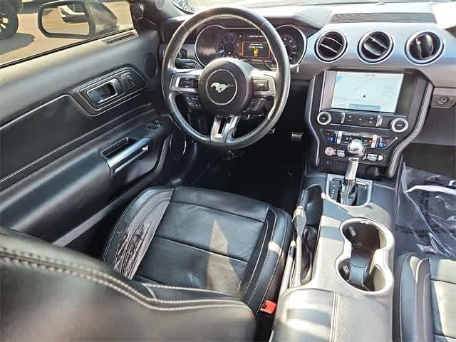 Vehicle image 22 of 38