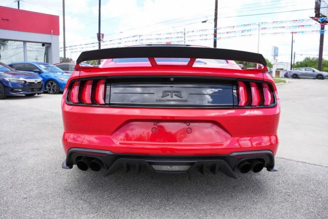 2019 Ford Mustang GT Premium Image 7 of 24