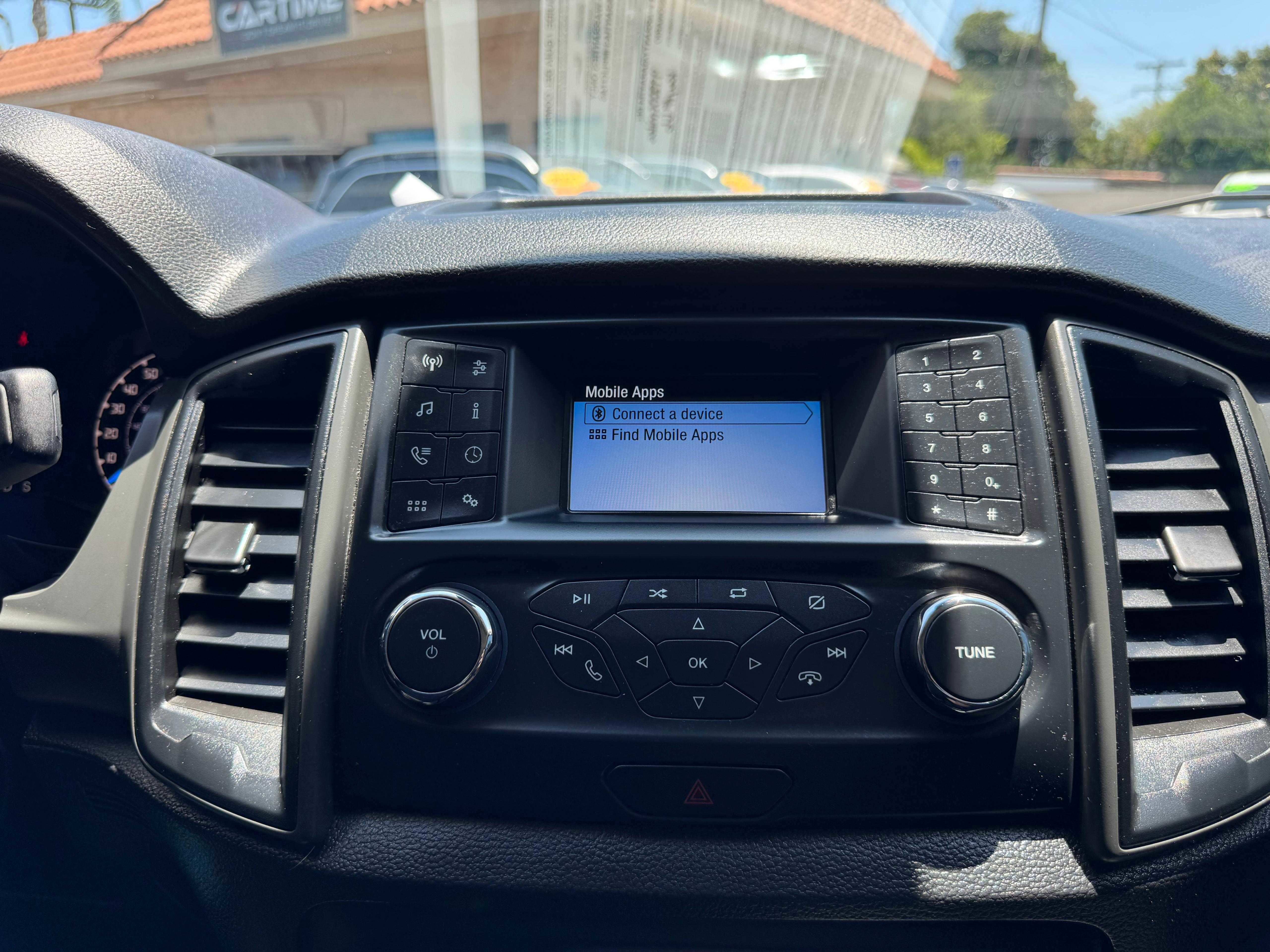 Vehicle image 36 of 67